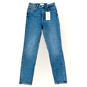 NWT - ZARA “Vintage Skinny” Women’s Jeans (EU 36/US 4)